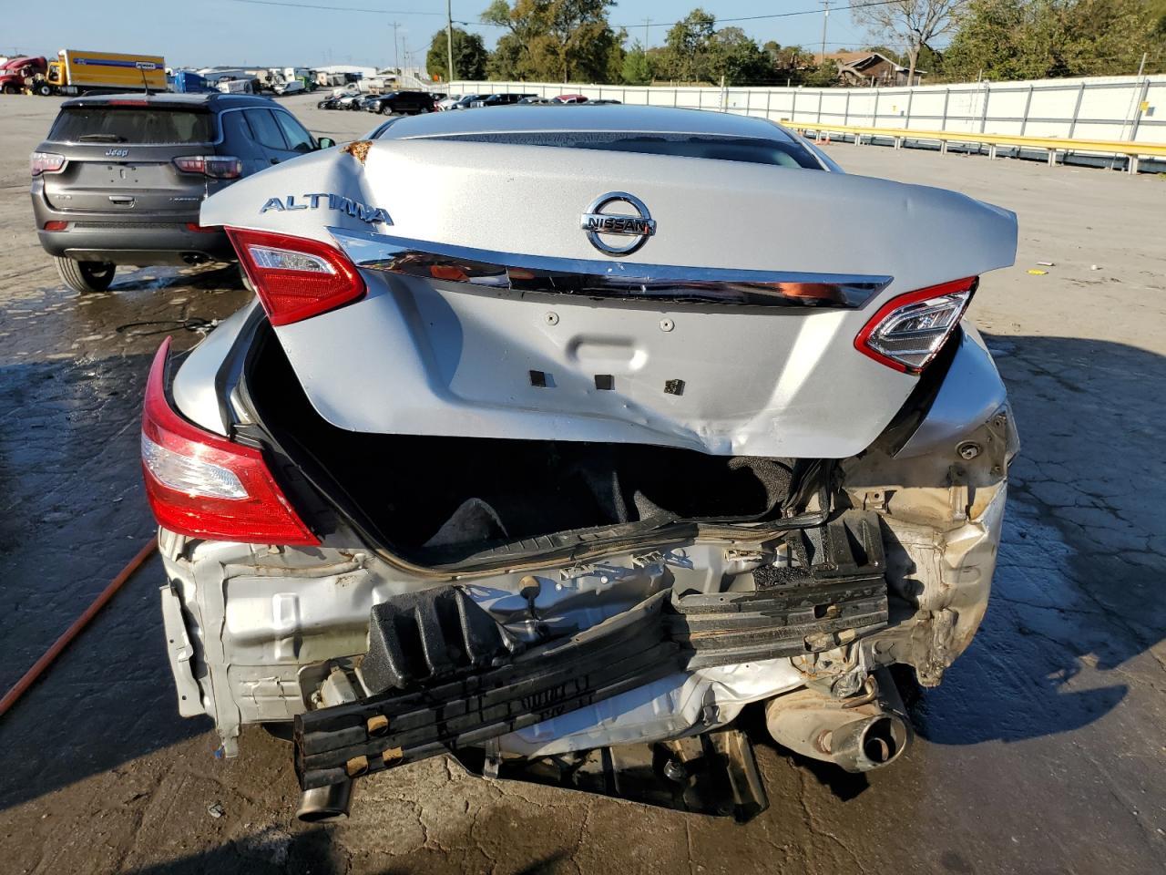 2017 NISSAN ALTIMA 2.5 - Фото 6