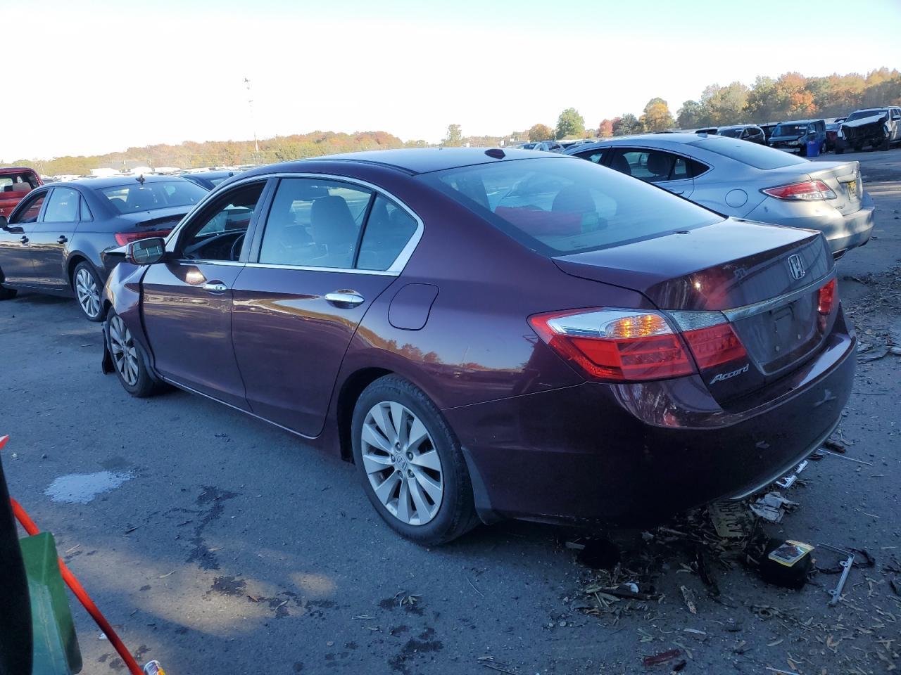 2015 HONDA ACCORD EXL - Image 2