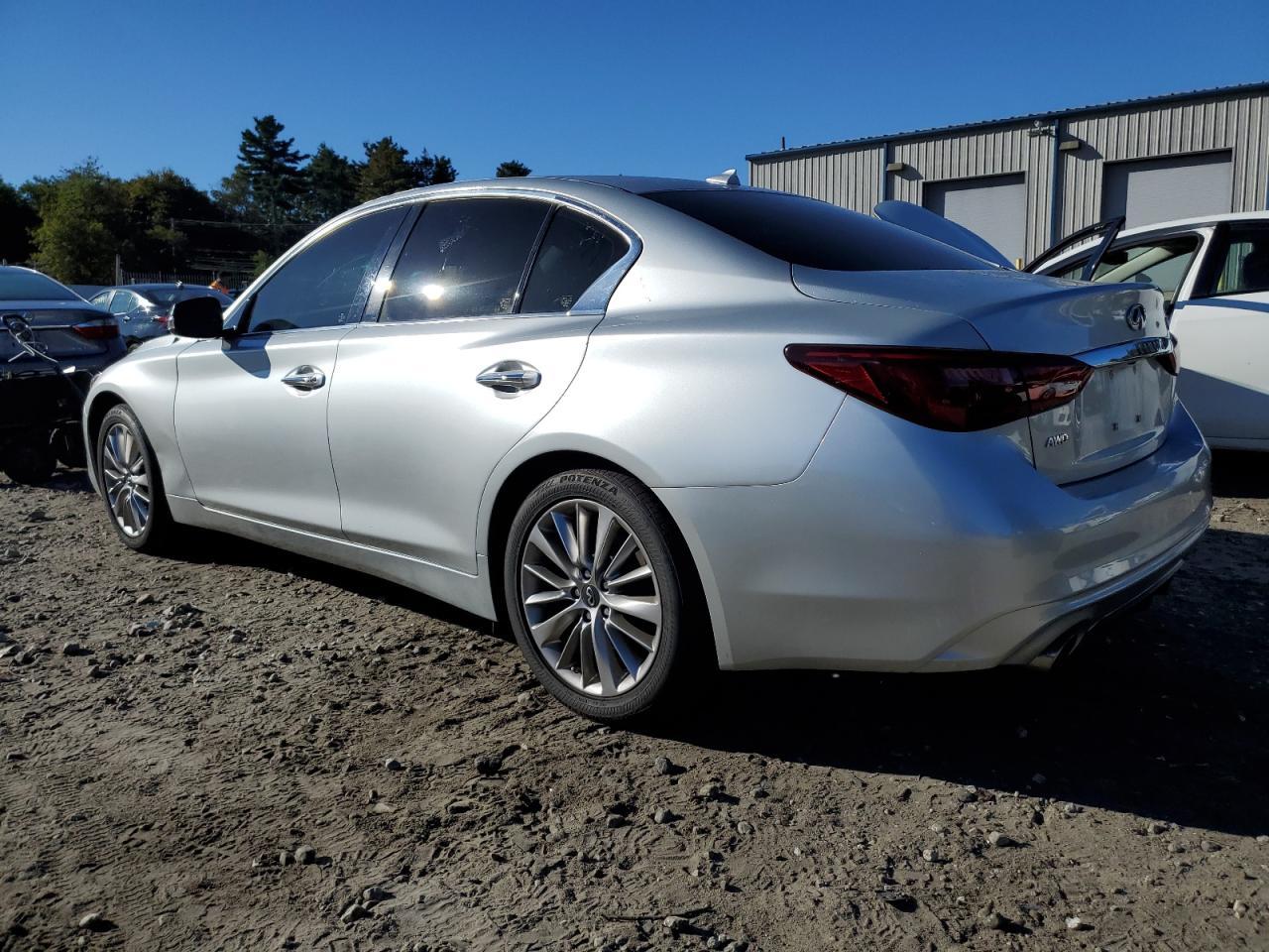 2019 INFINITI Q50 LUXE - Image 2