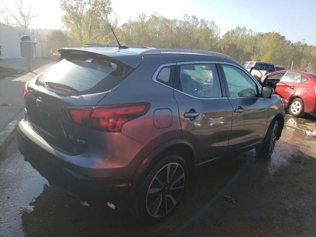 2017 Nissan Rogue Sport S - Image 3
