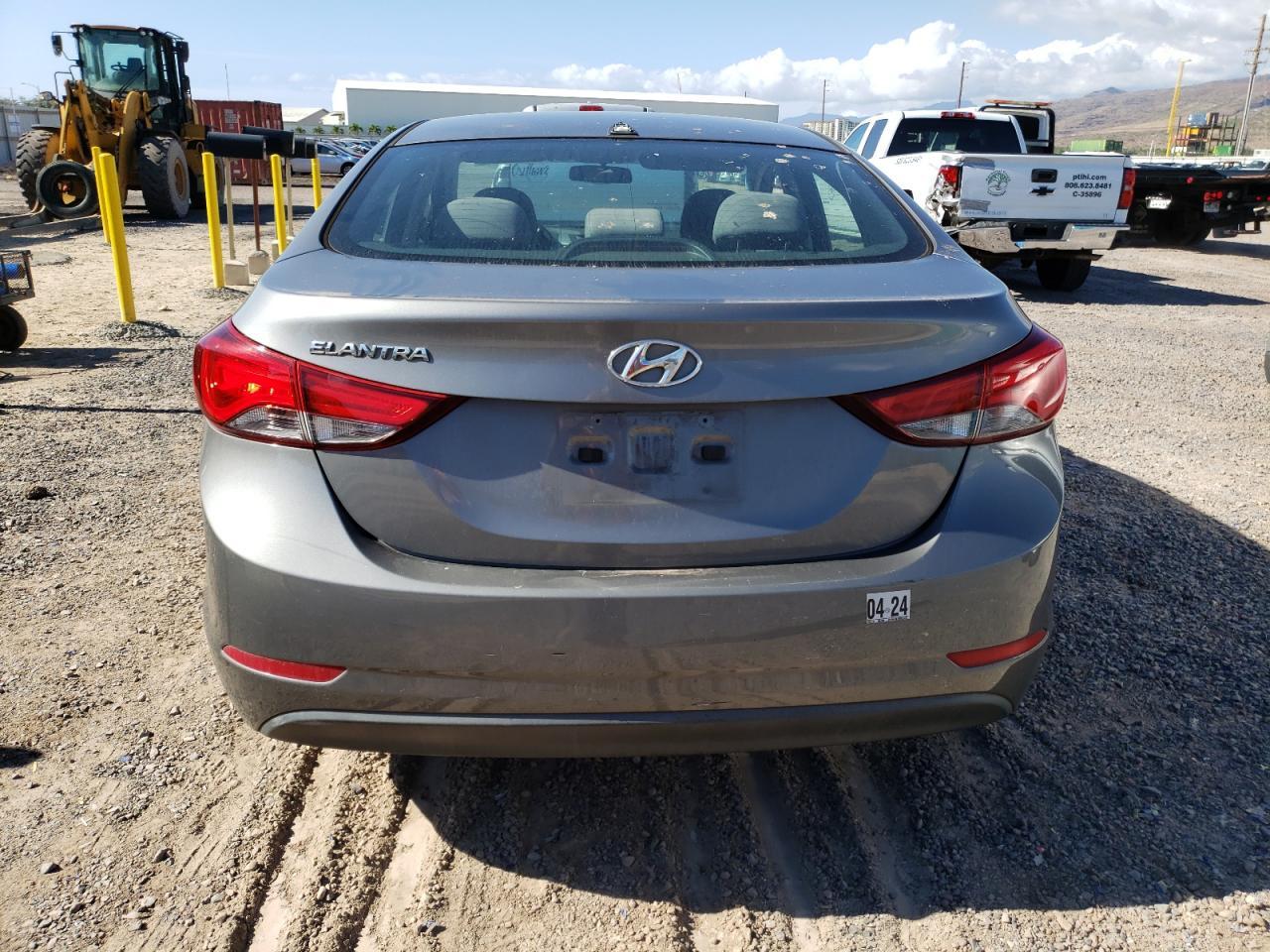 2014 HYUNDAI ELANTRA SE - Image 6