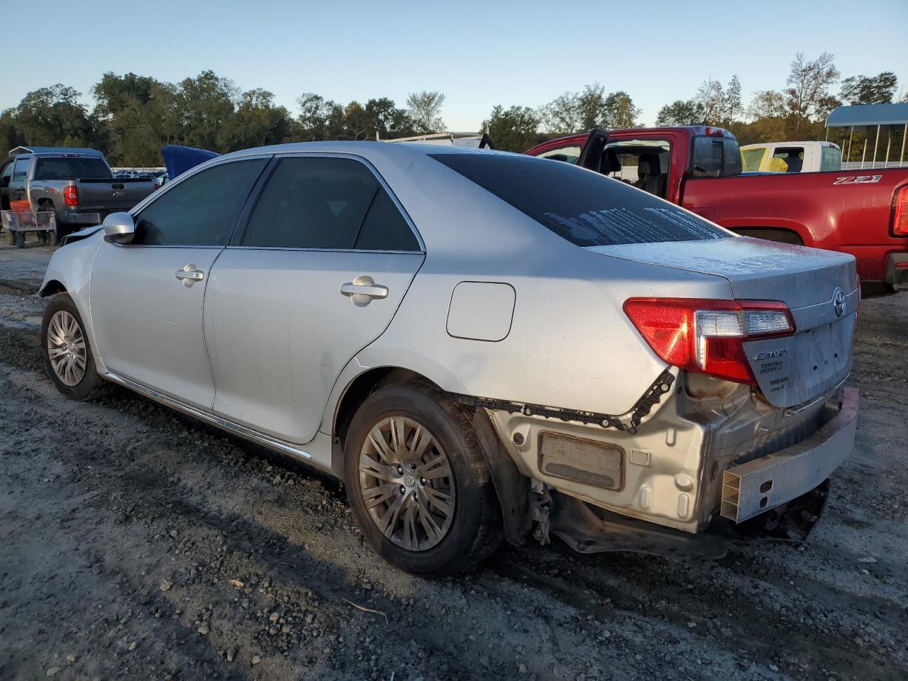 2014 TOYOTA CAMRY L - Image 2
