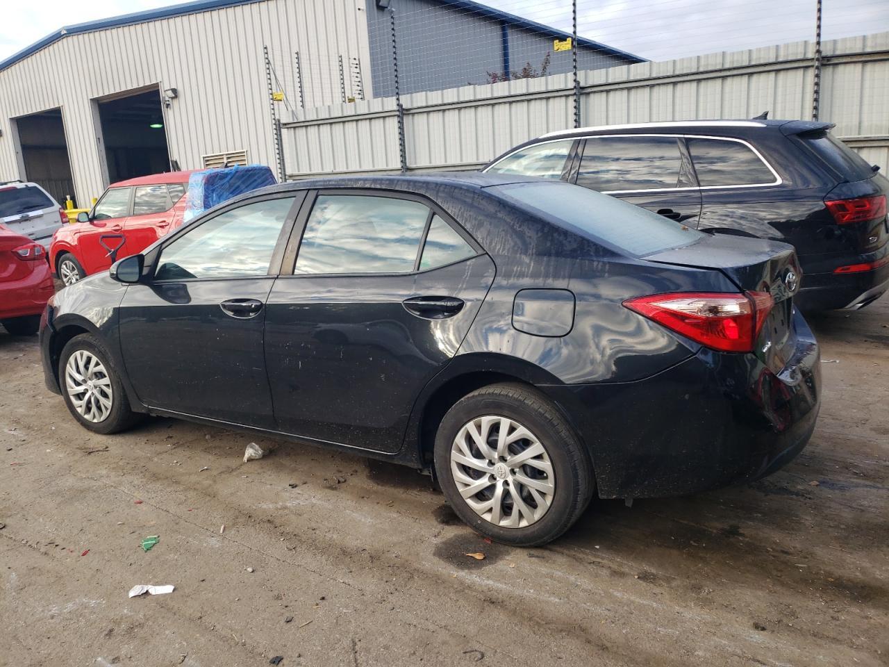 2019 TOYOTA COROLLA L - Фото 2