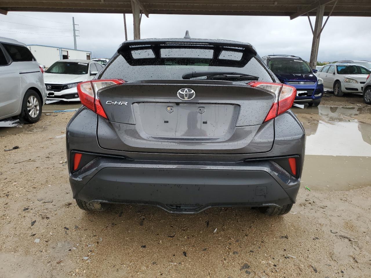 2021 TOYOTA C-HR XLE - Фото 6