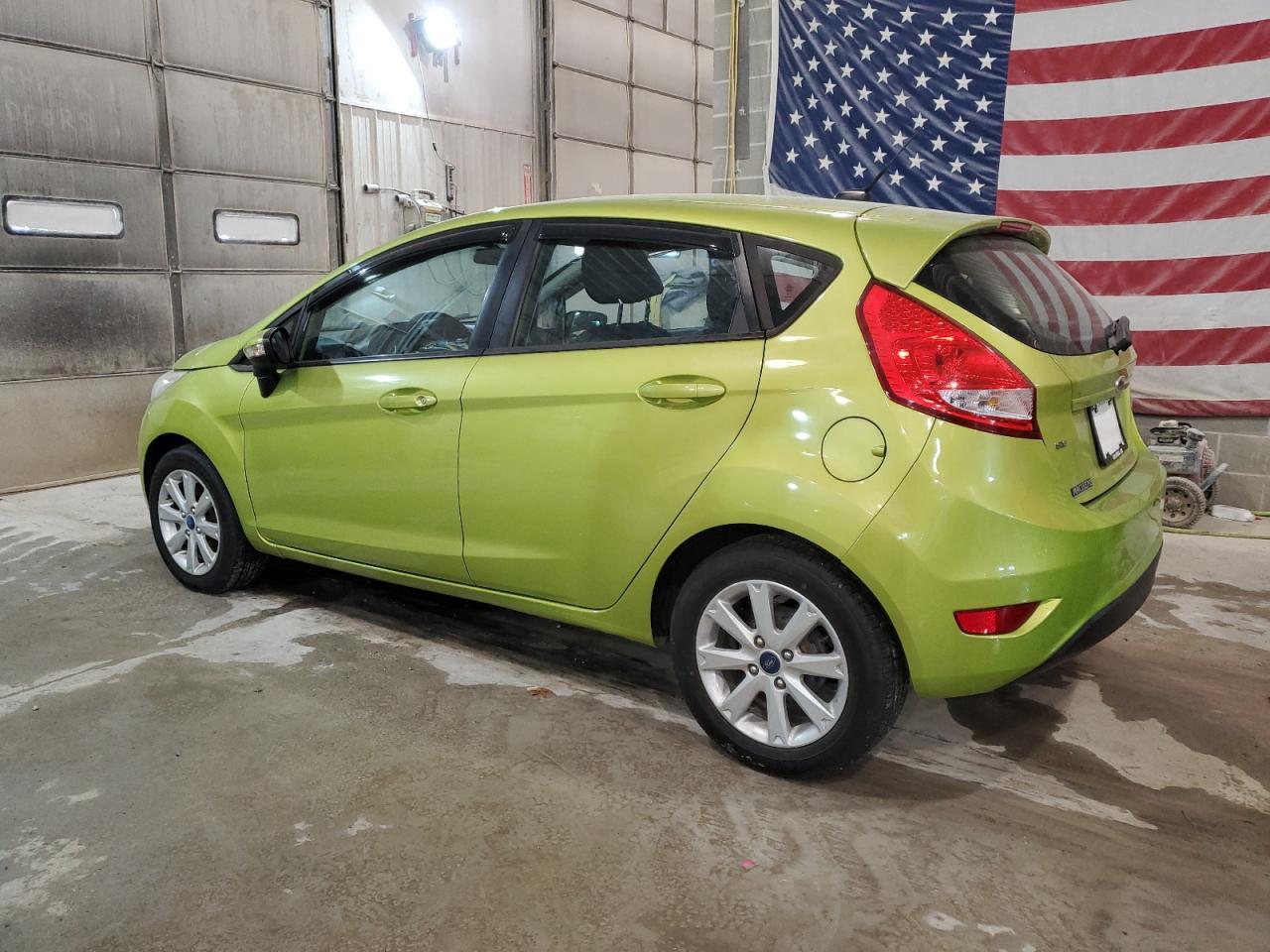 2013 FORD FIESTA SE - Image 2
