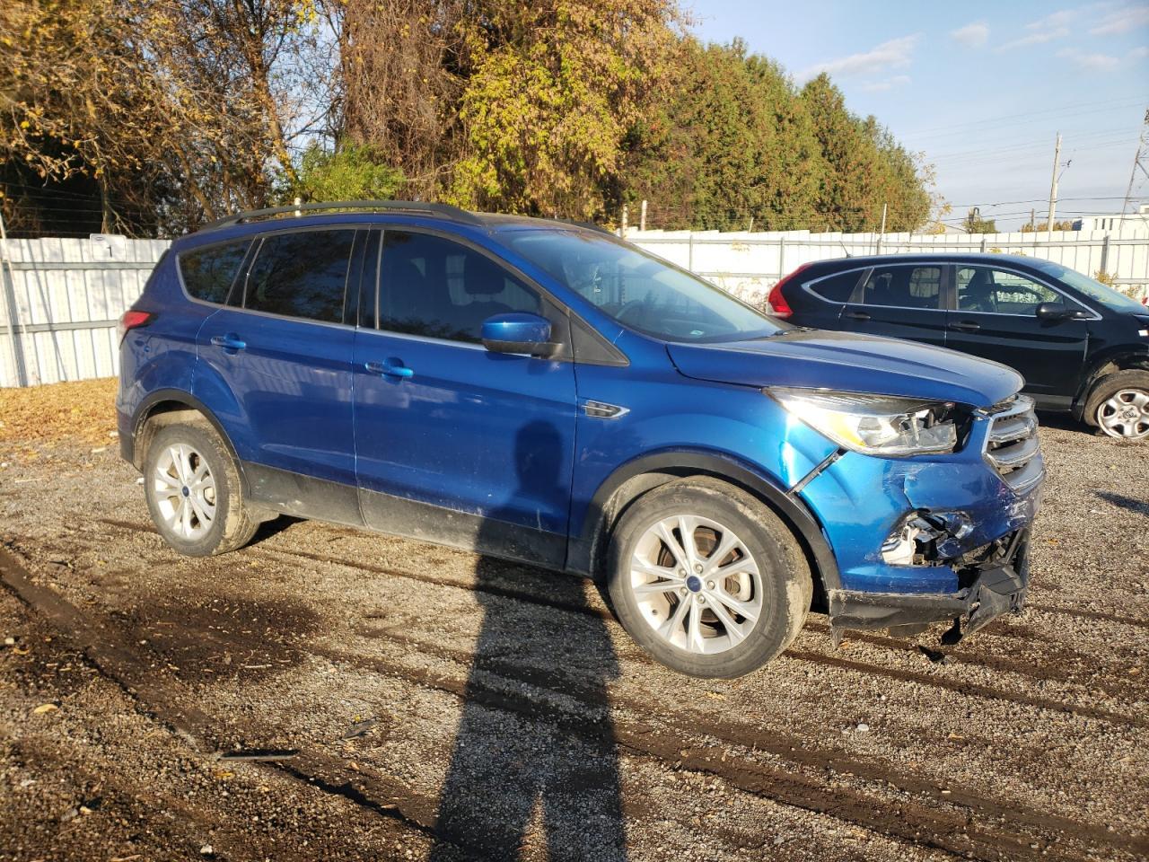 2017 FORD ESCAPE SE - Фото 4