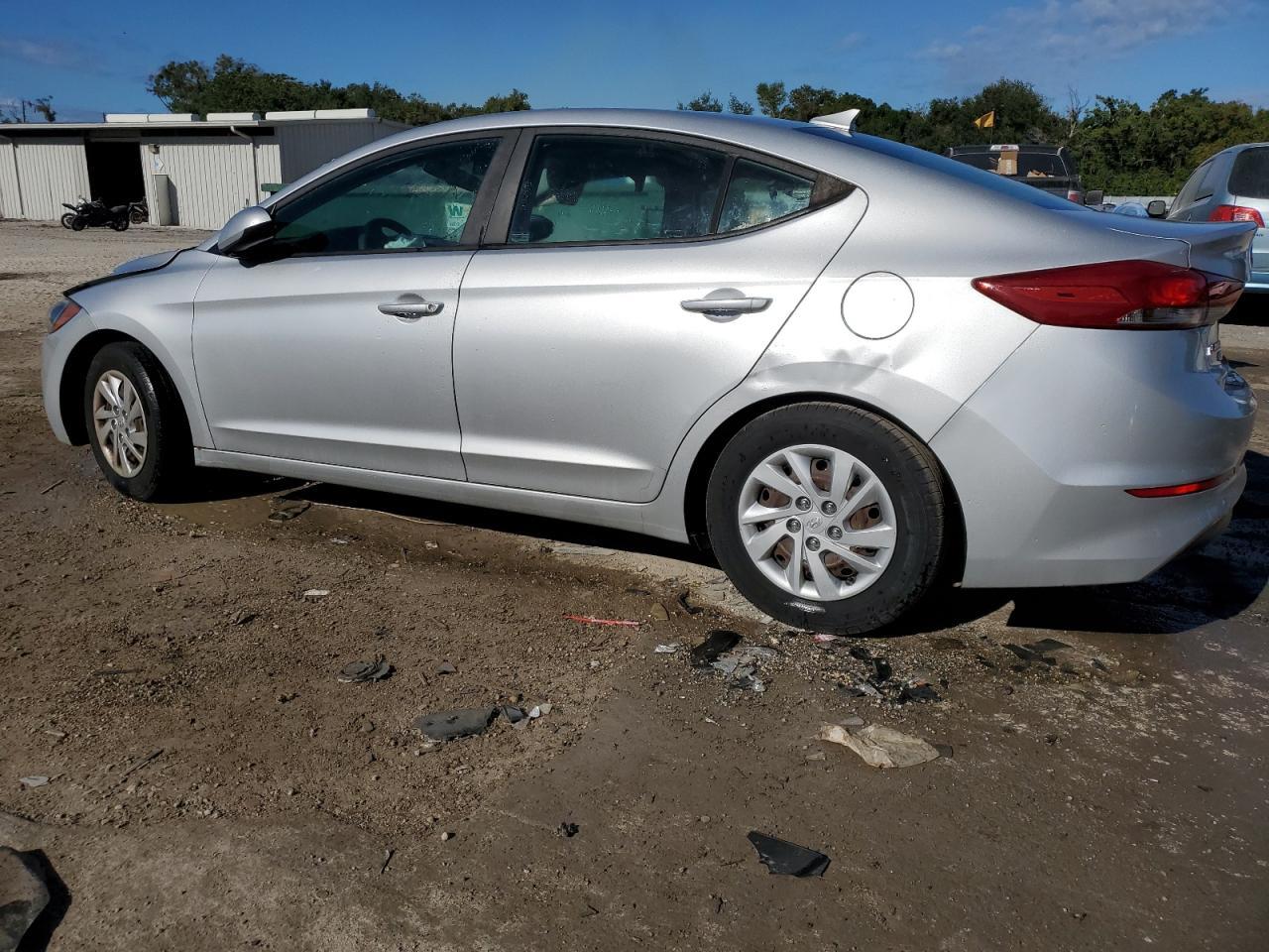 2018 TOYOTA CAMRY L - Image 2