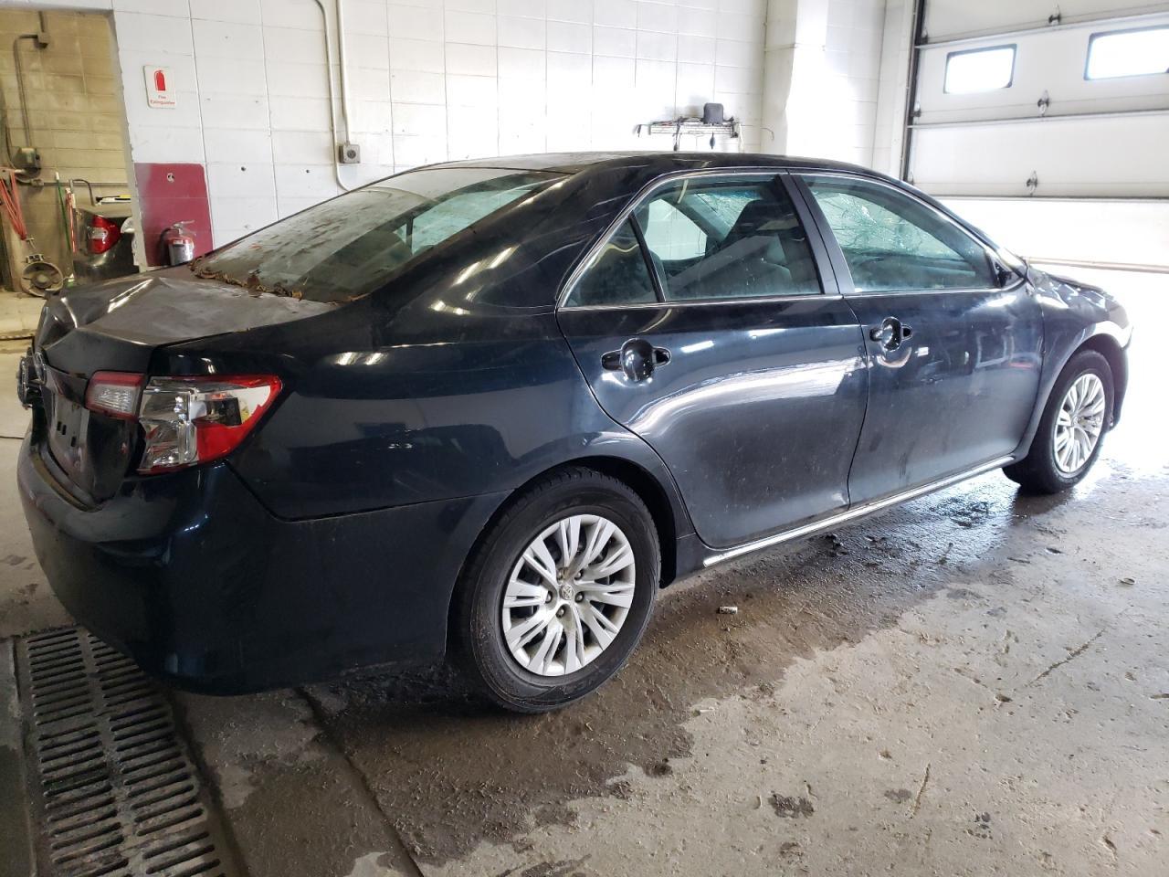 2012 TOYOTA CAMRY BASE - Фото 3