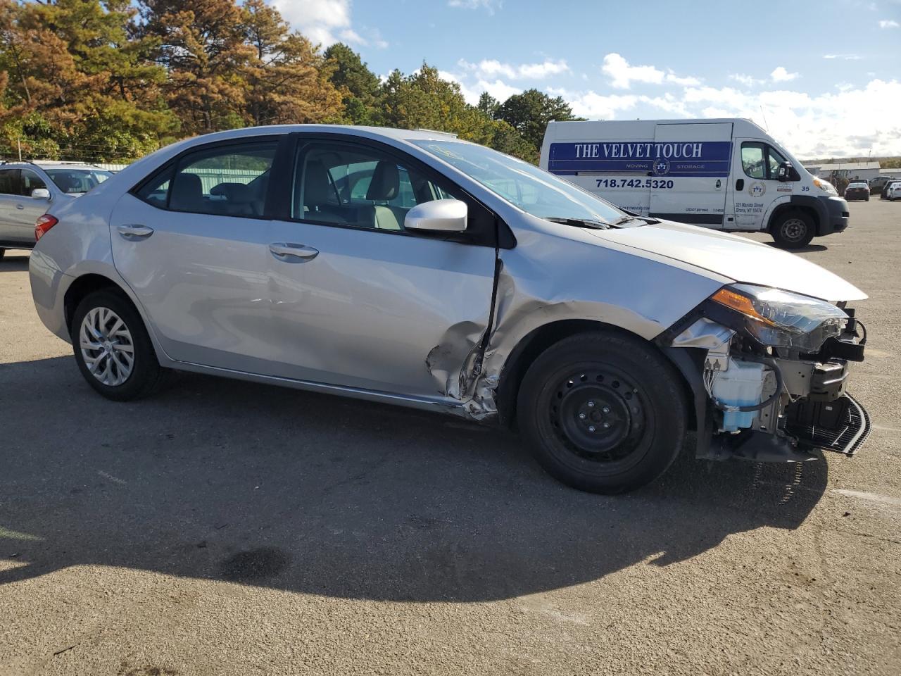 2019 TOYOTA COROLLA L - Image 4