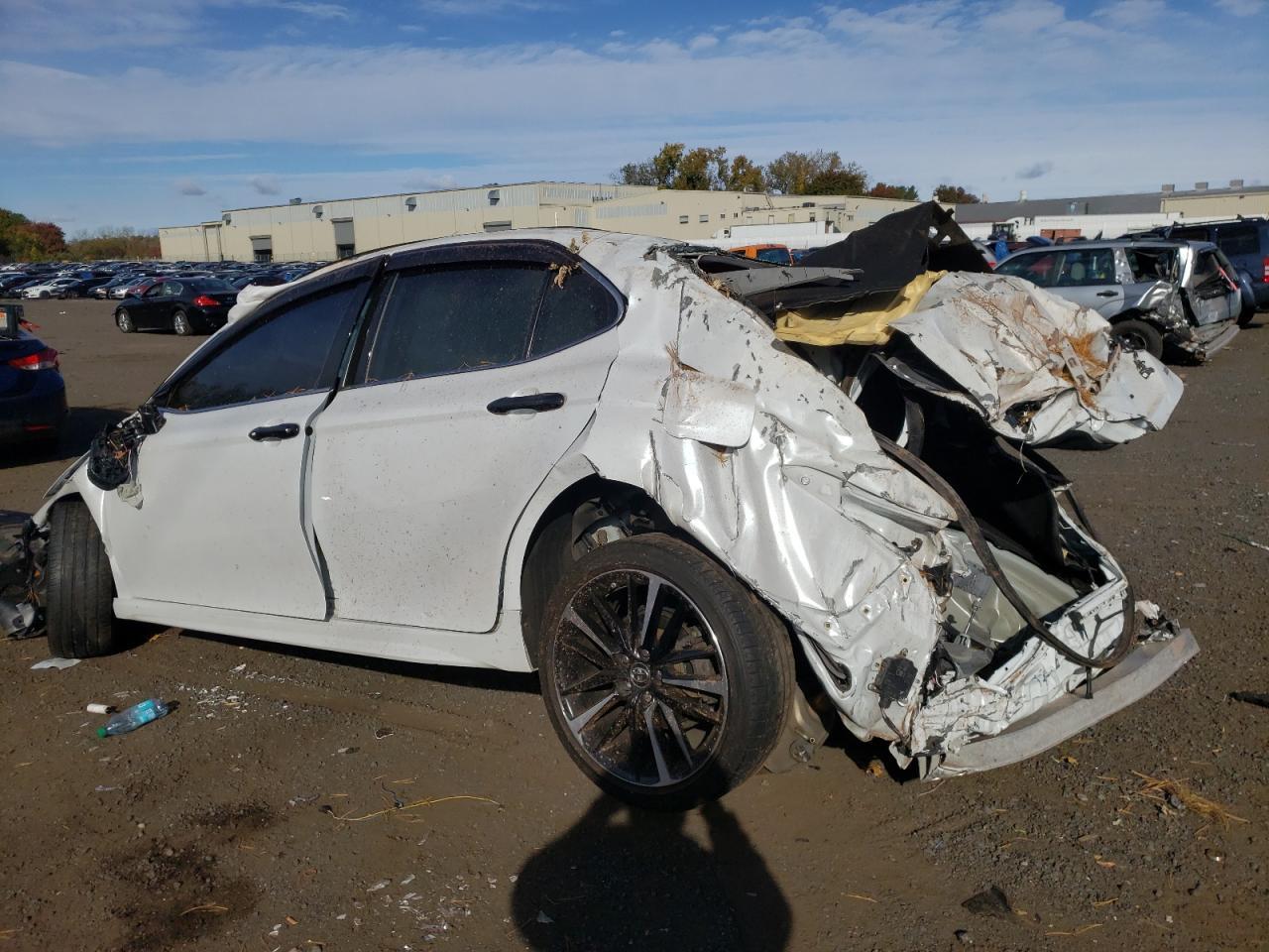 2019 TOYOTA CAMRY XSE - Image 2