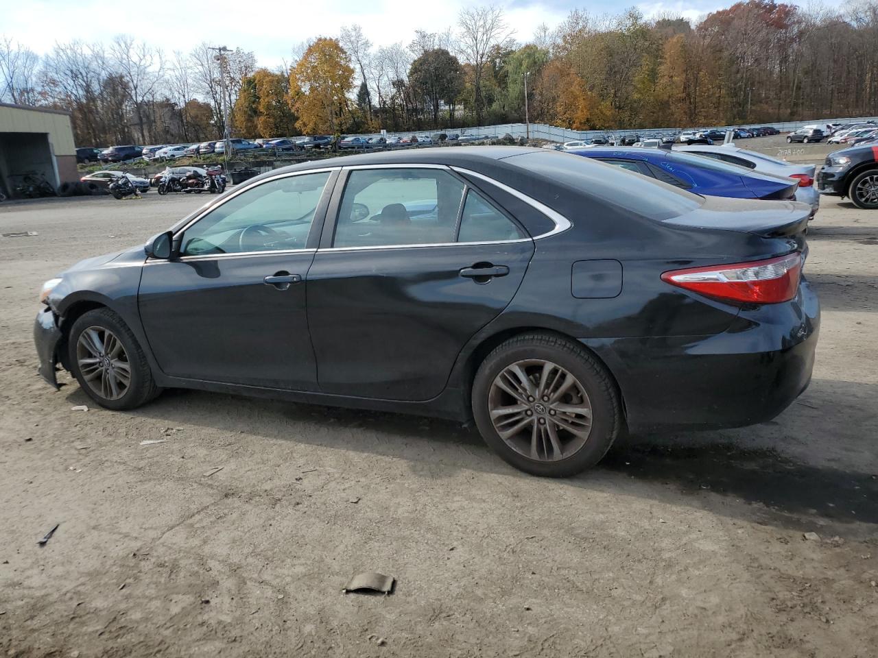 2017 TOYOTA CAMRY LE - Фото 2