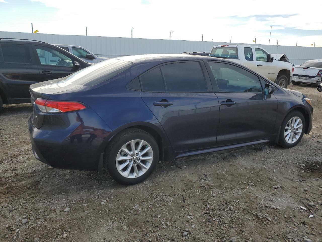 2020 TOYOTA COROLLA LE - Image 3