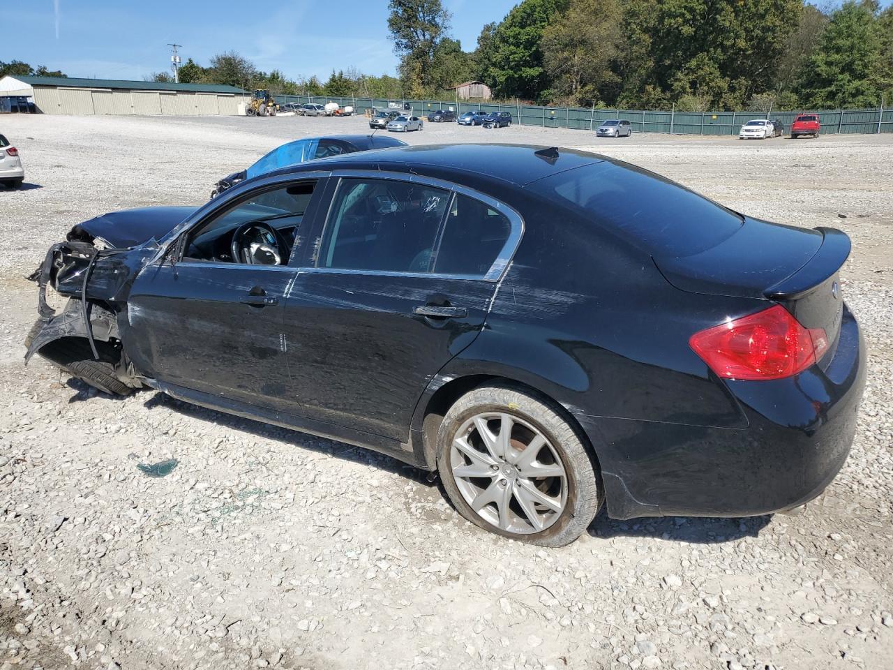 2011 INFINITI G37 - Фото 2