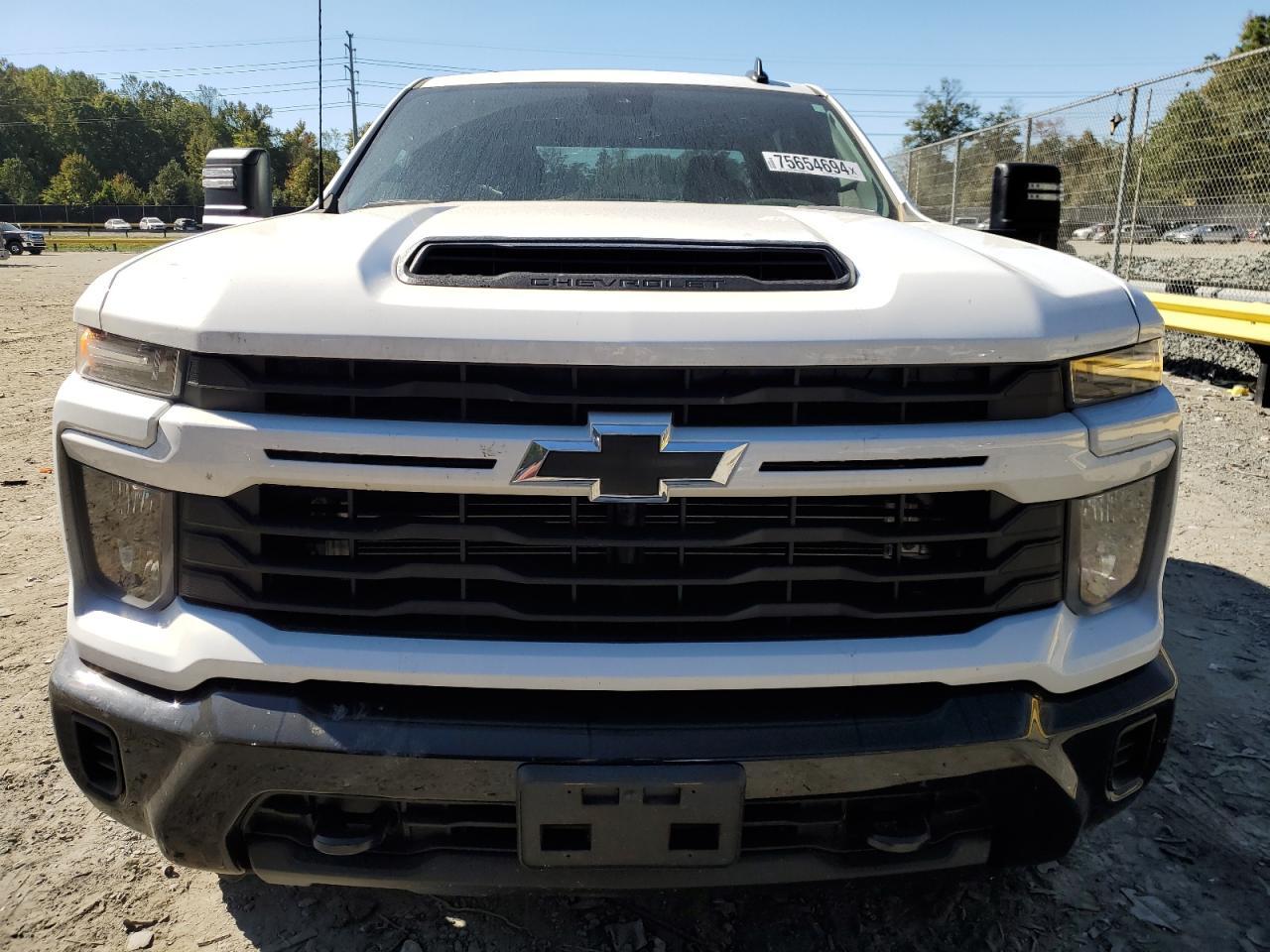 2024 CHEVROLET SILVERADO - Image 5