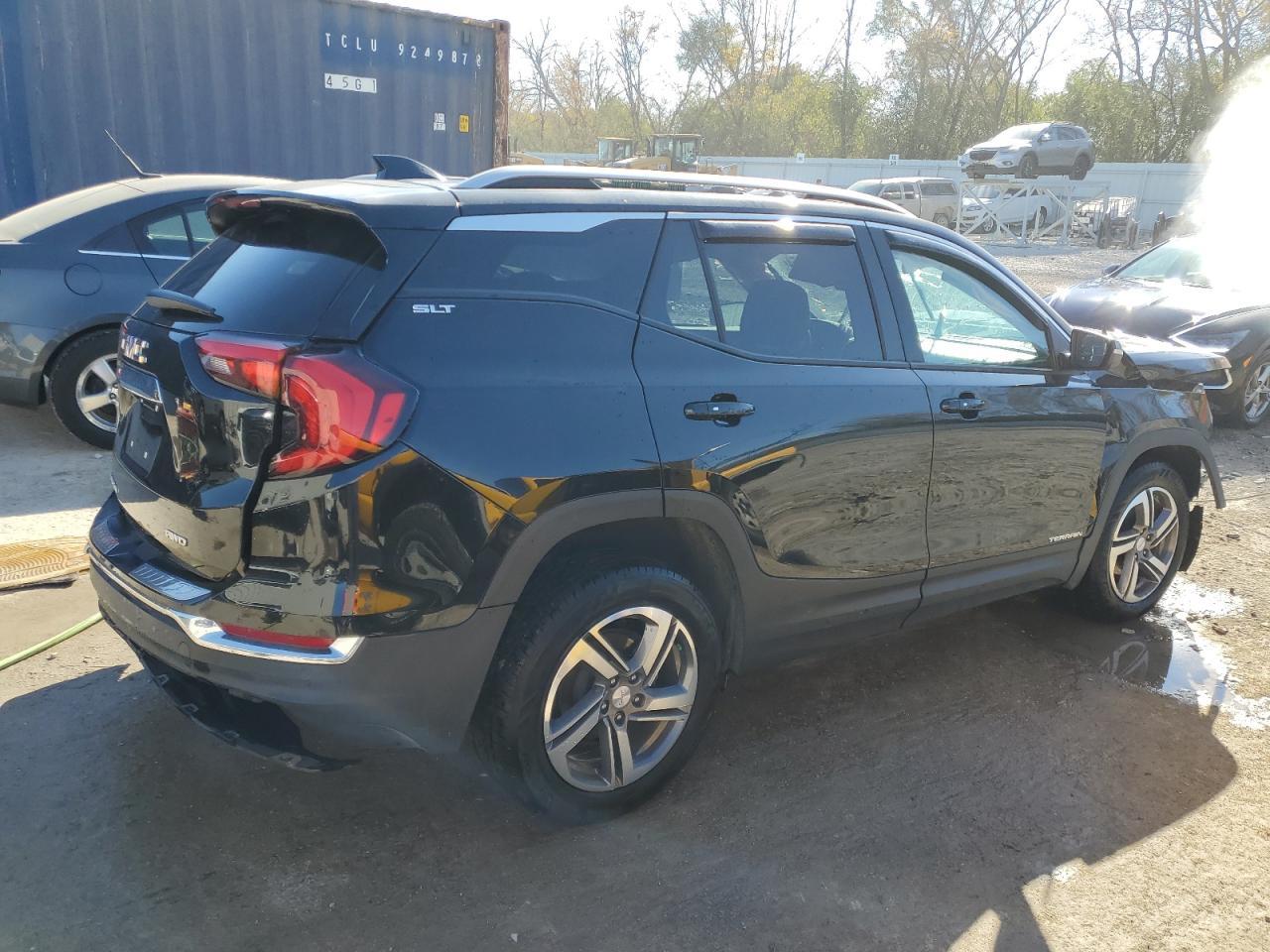2019 GMC TERRAIN SL - Image 3