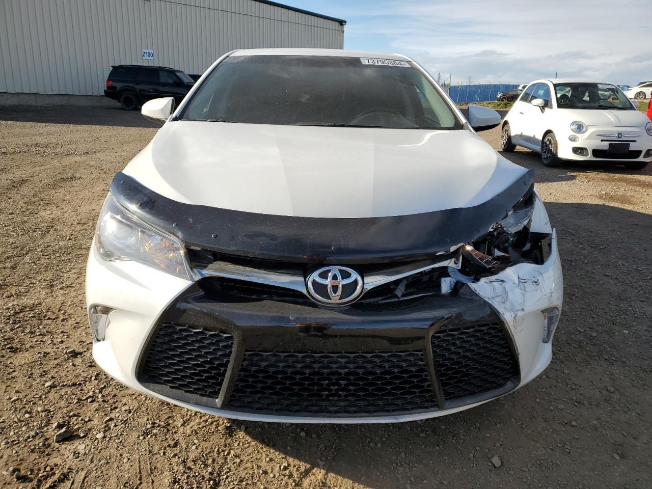 2017 TOYOTA CAMRY LE - Фото 5