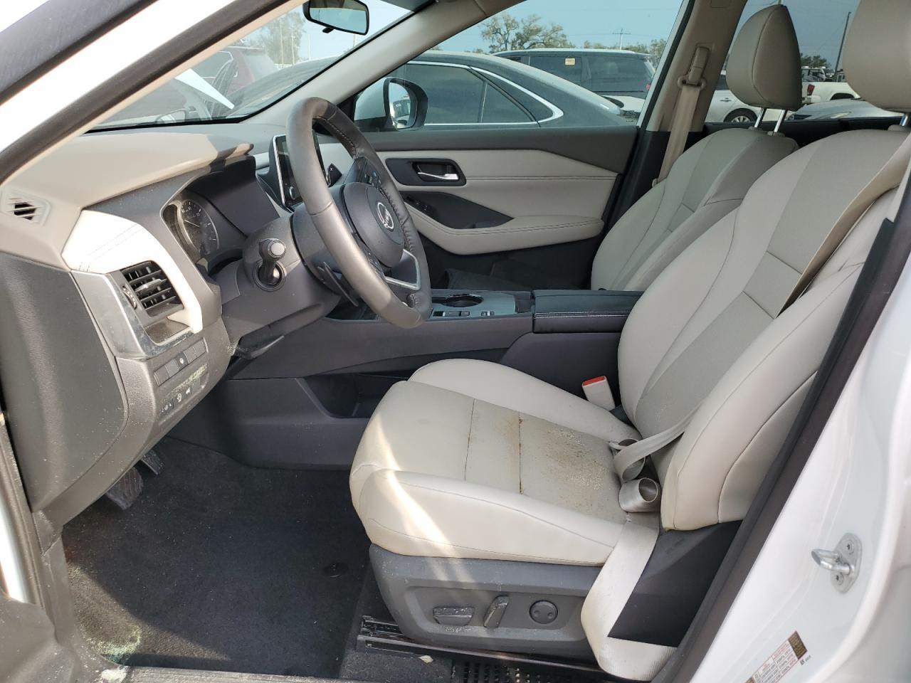 2024 NISSAN ROGUE SV - Image 7