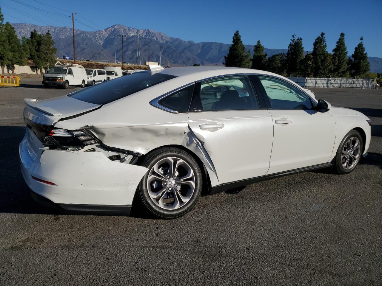 2024 HONDA ACCORD EX - Фото 3