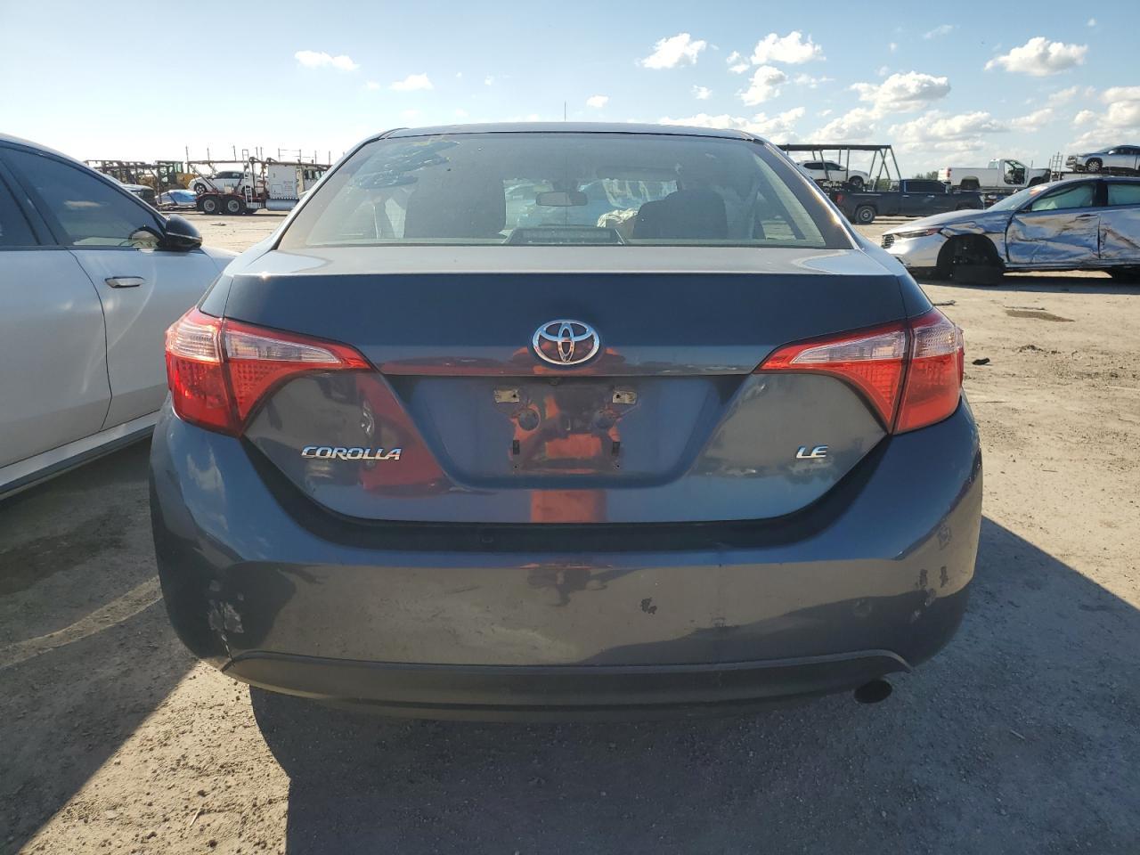 2018 TOYOTA COROLLA L - Image 6