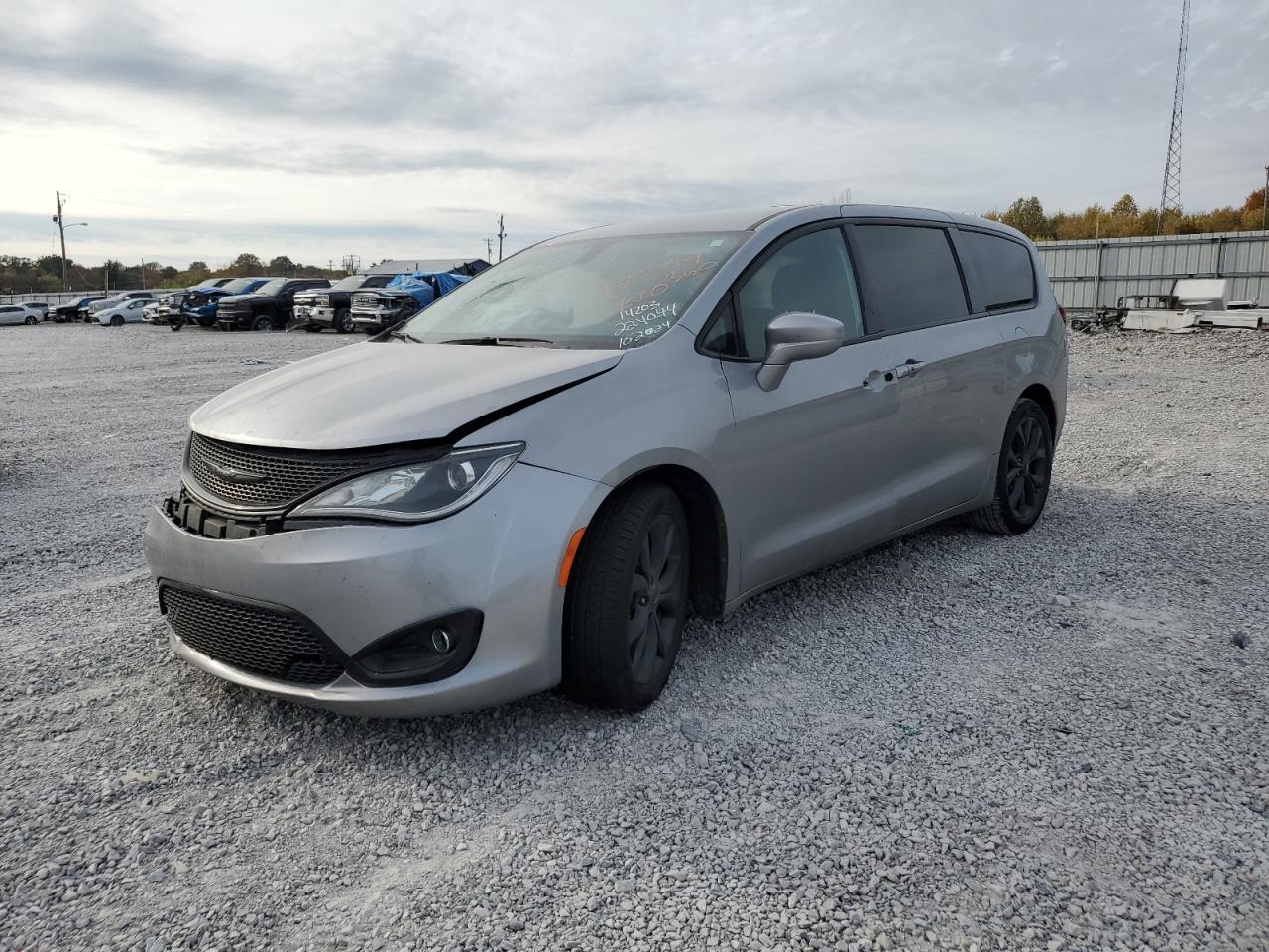 2020 CHRYSLER PACIFICA T car image