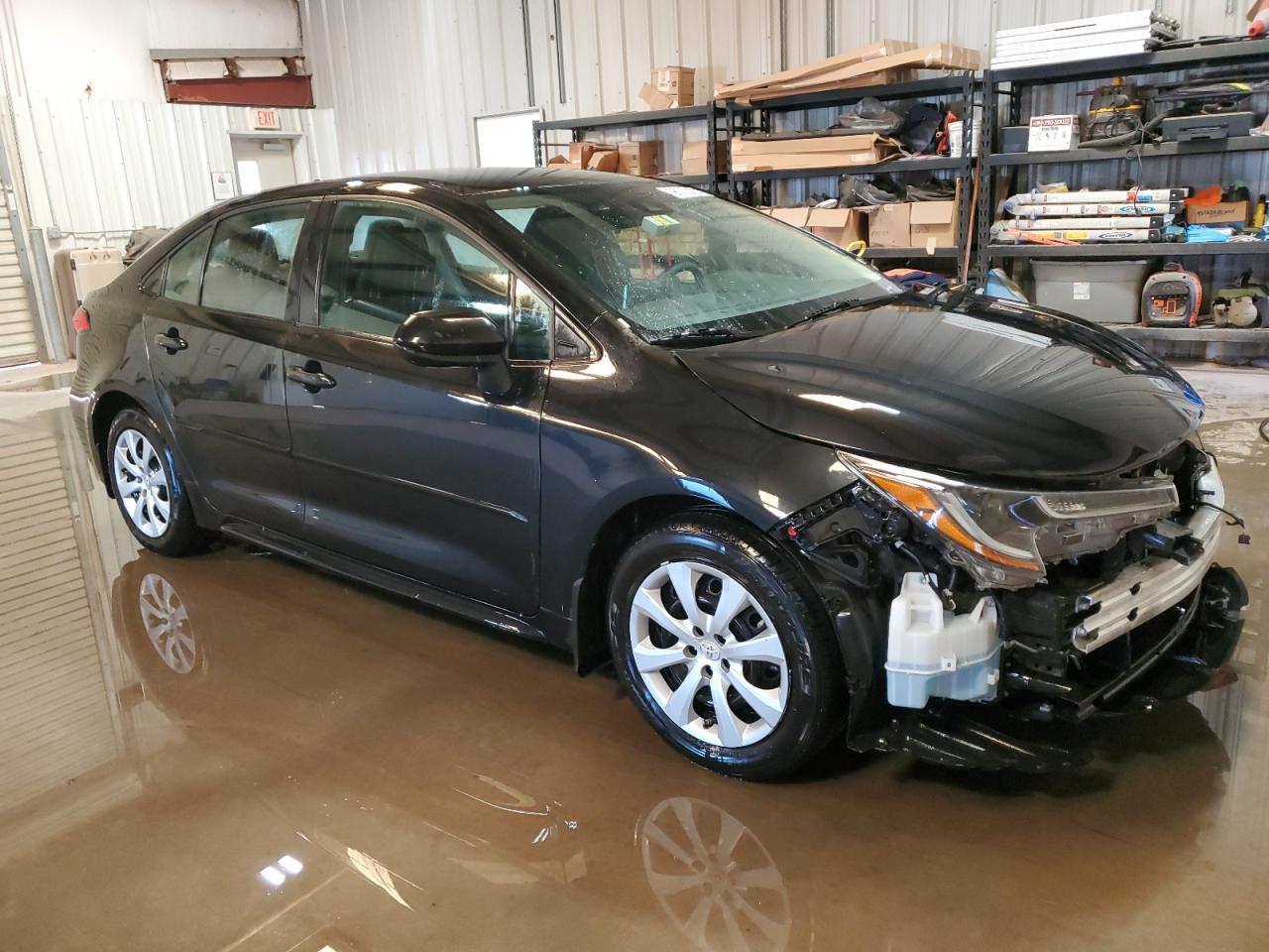 2020 TOYOTA COROLLA LE - Фото 4