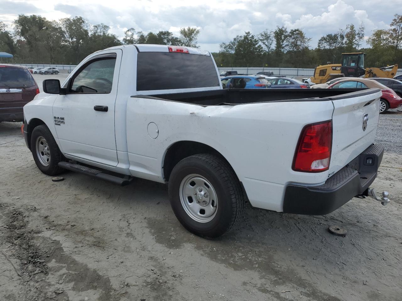 2019 RAM 1500 CLASS - Фото 2