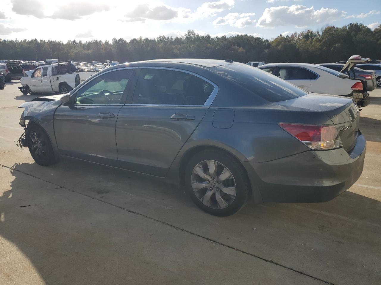 2010 HONDA ACCORD EXL - Image 2