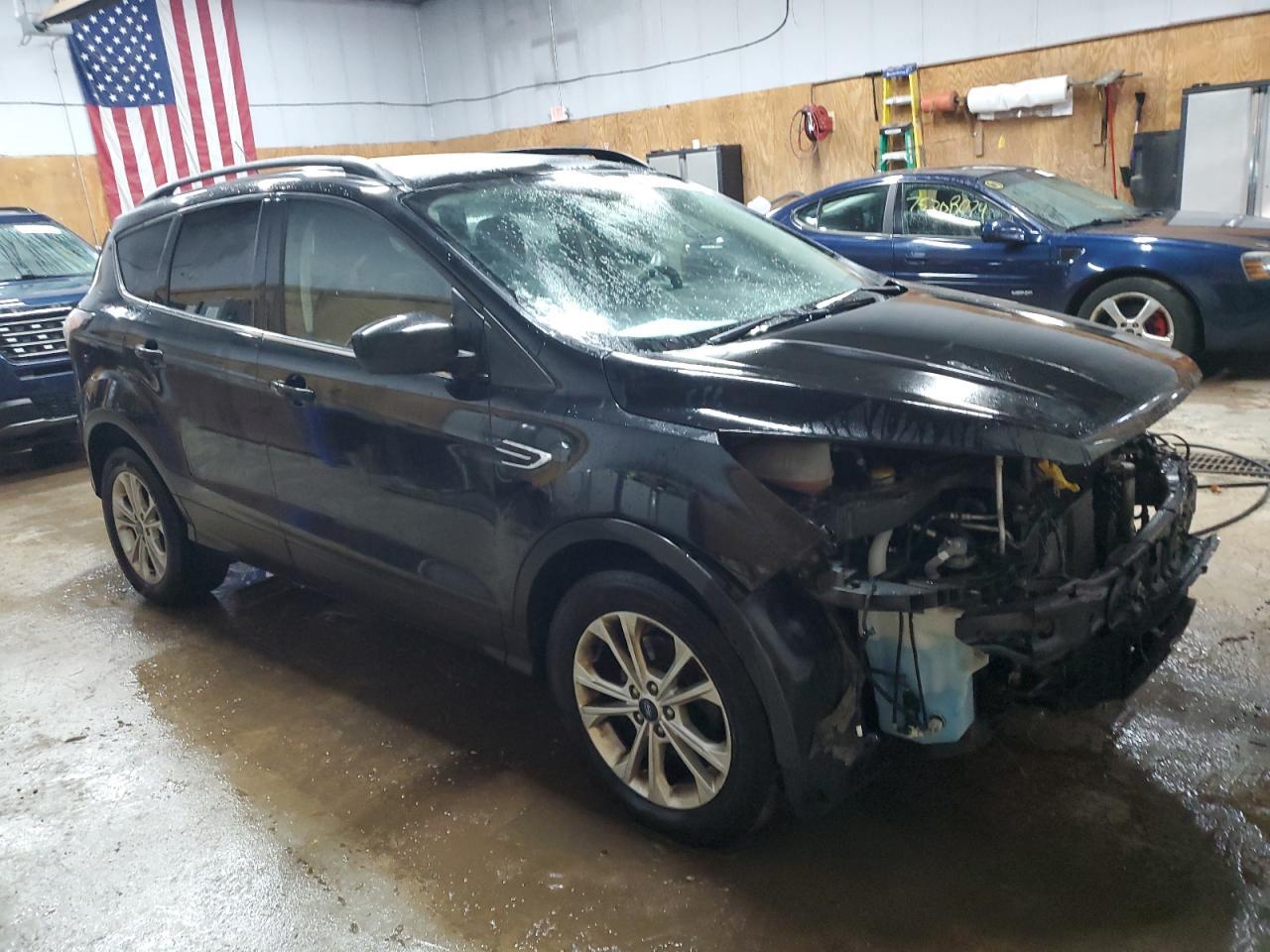 2017 FORD ESCAPE SE - Фото 4