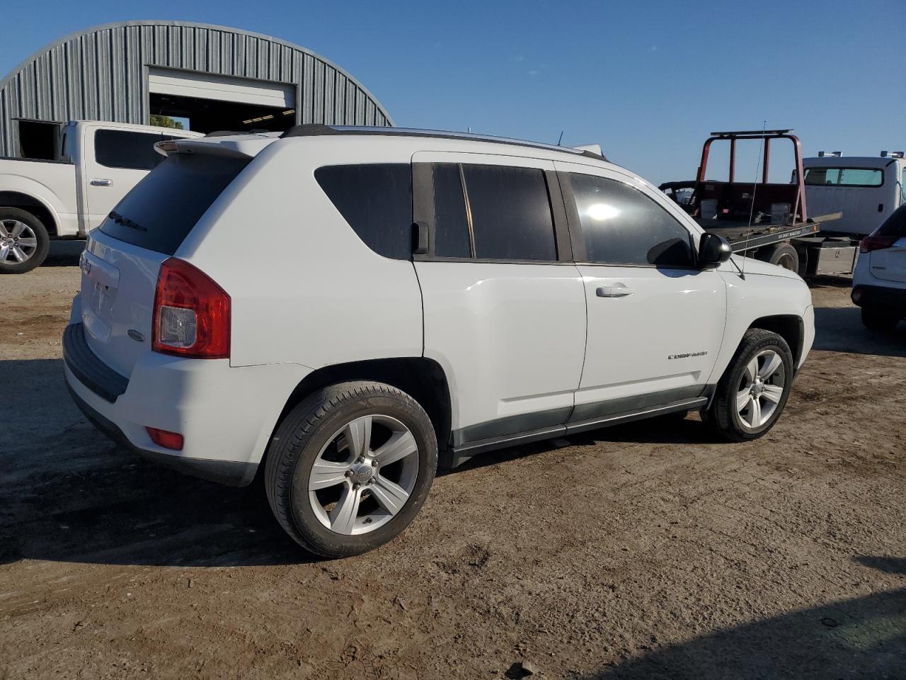 2011 JEEP COMPASS SP - Image 3