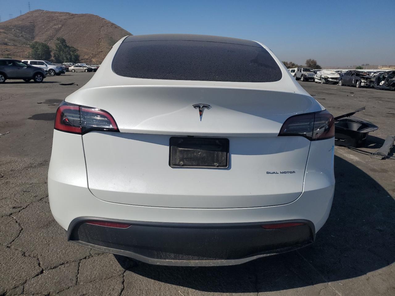2024 TESLA MODEL Y - Image 6