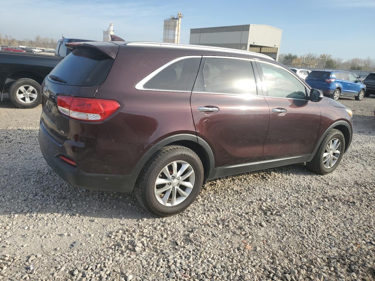 2016 KIA SORENTO LX - Image 3