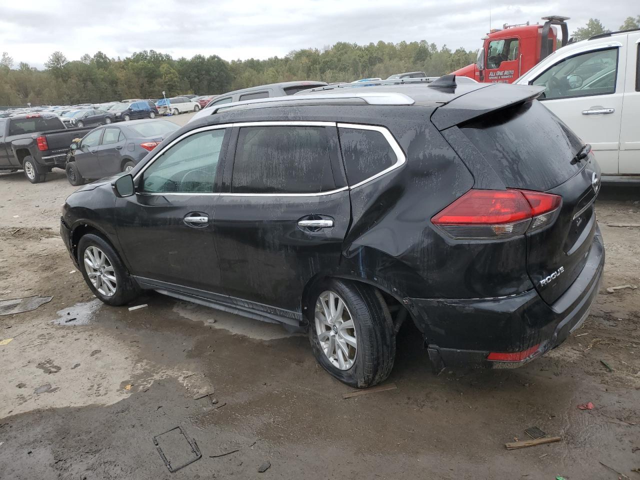 2018 NISSAN ROGUE S - Фото 2