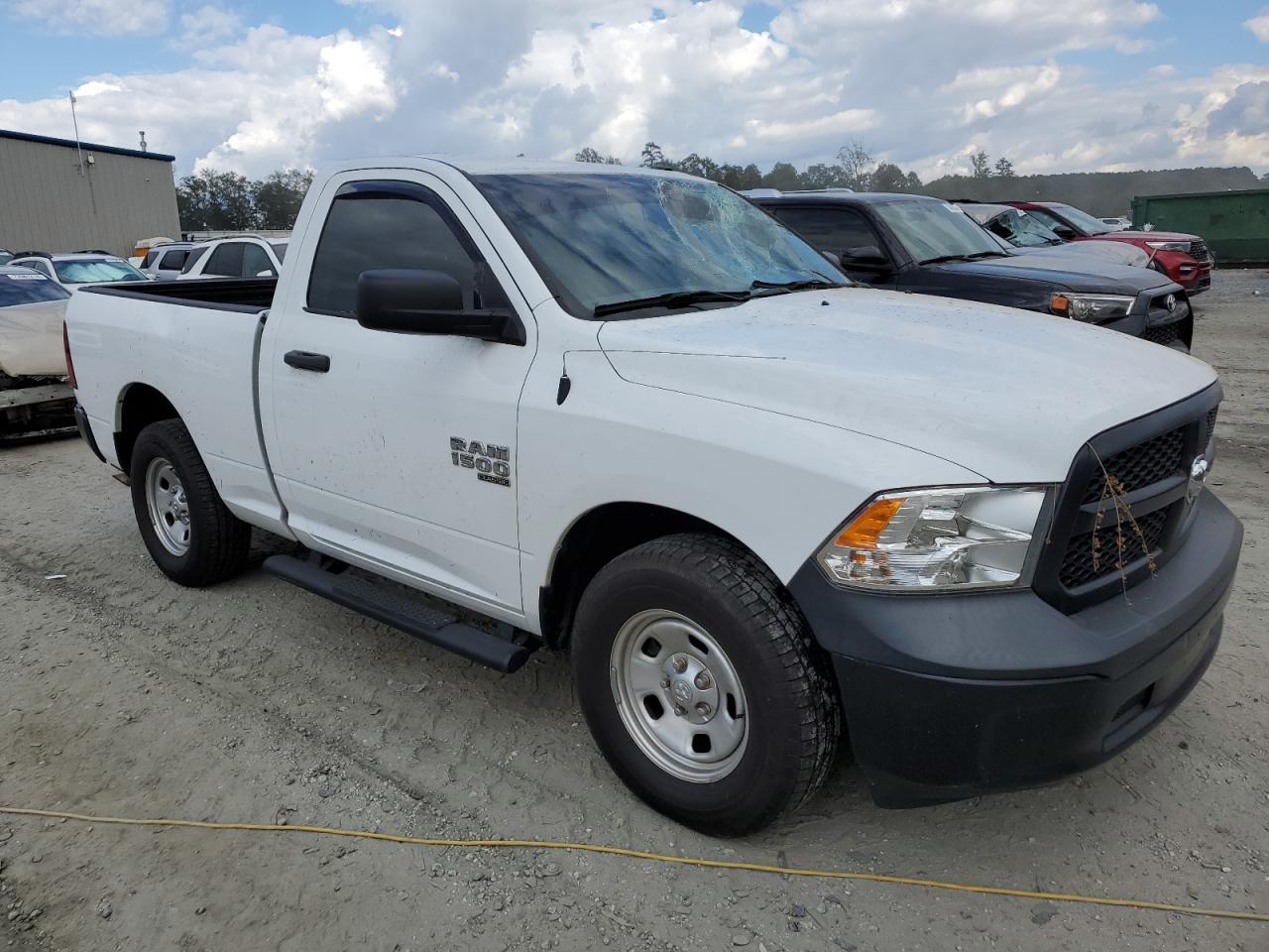 2019 RAM 1500 CLASS - Фото 4