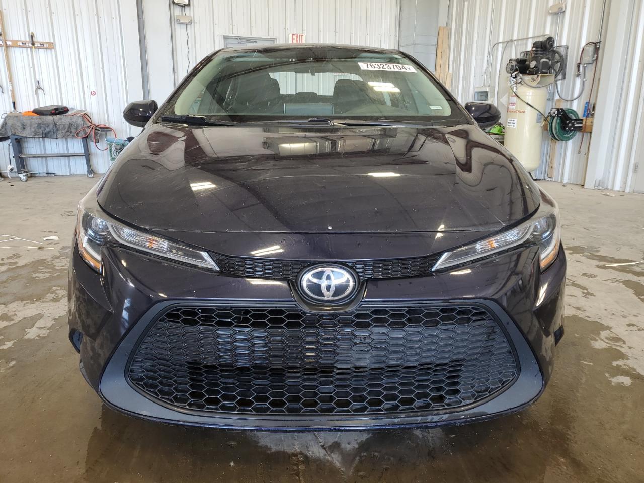 2021 TOYOTA COROLLA LE - Фото 5