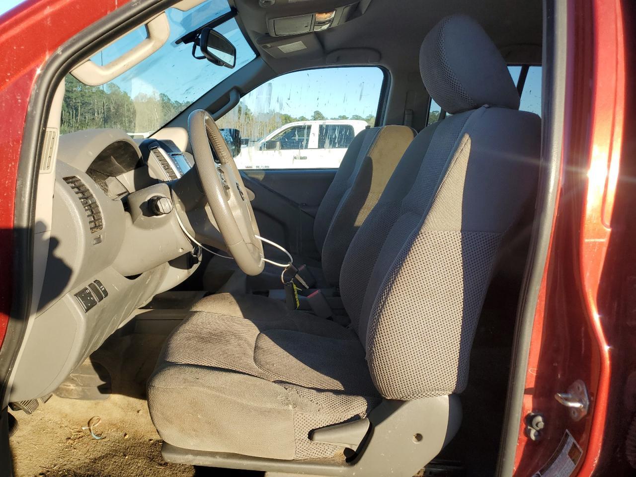 2017 NISSAN FRONTIER S - Фото 7