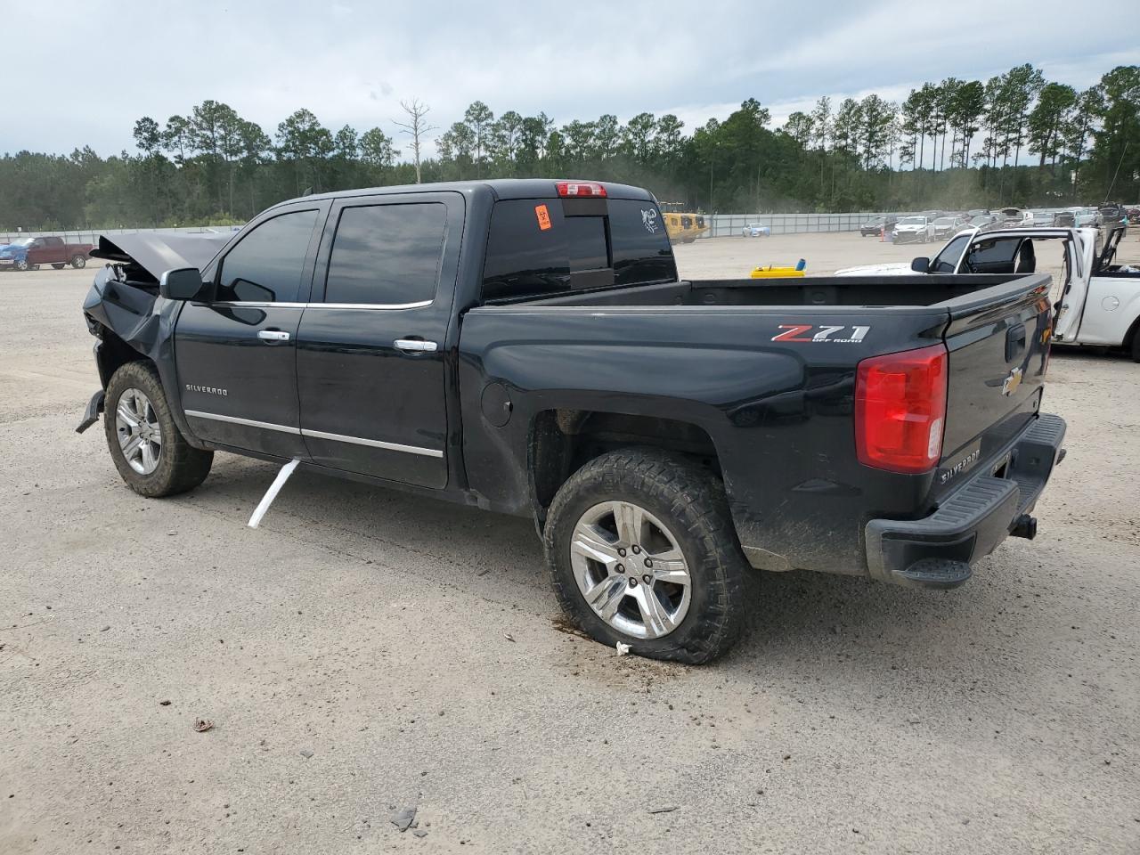 2018 CHEVROLET SILVERADO - Фото 2