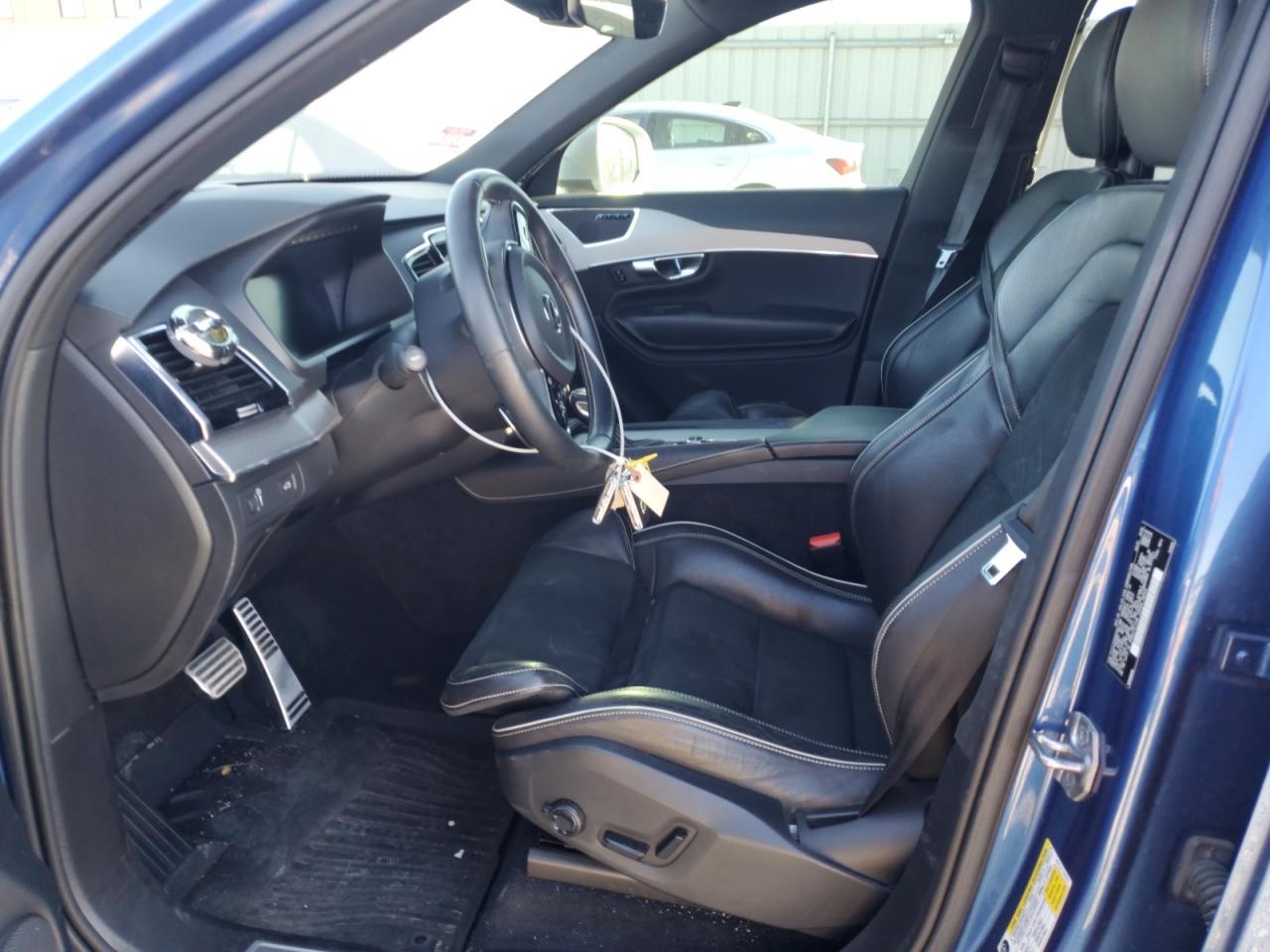2016 VOLVO XC90 T6 - Фото 7
