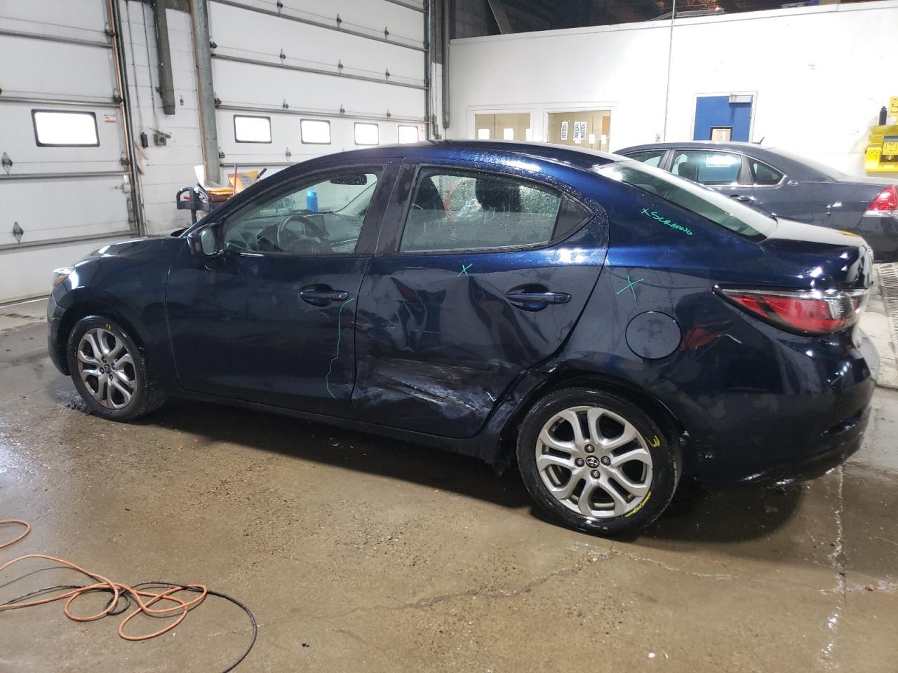2017 TOYOTA YARIS IA - Фото 2