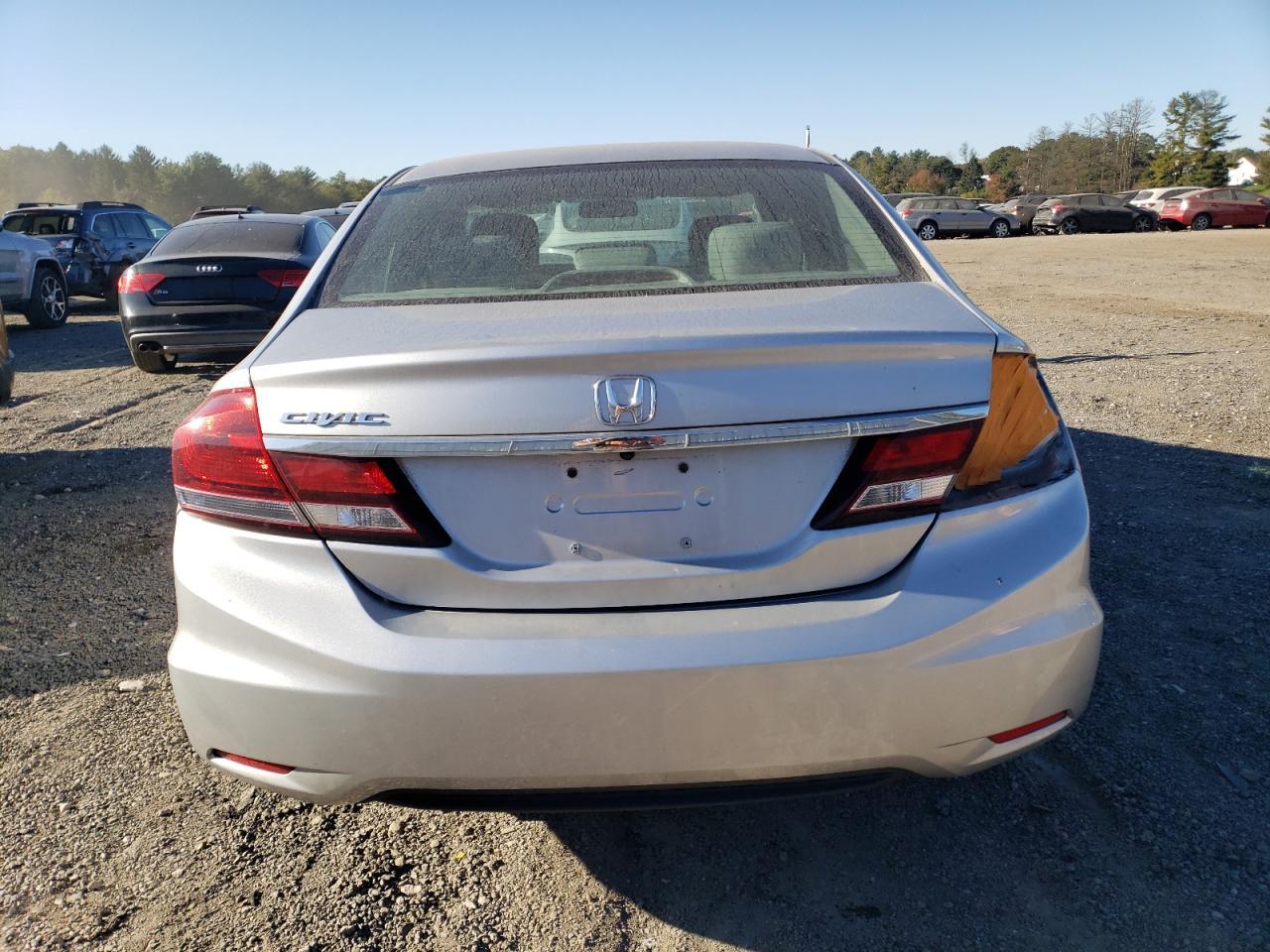 2015 HONDA CIVIC LX - Фото 6