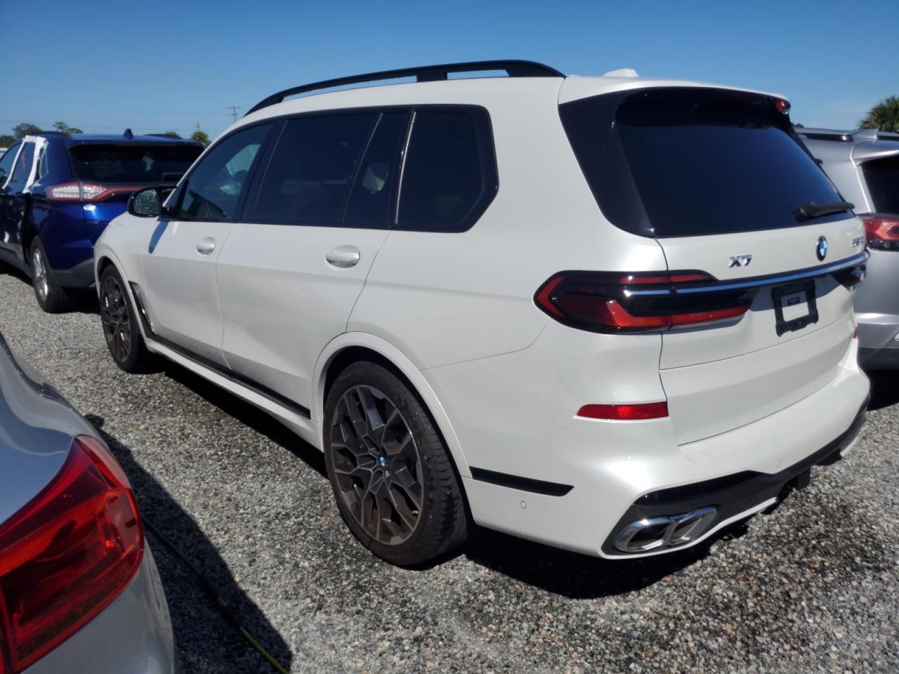 2023 BMW X7 M60I - Image 2