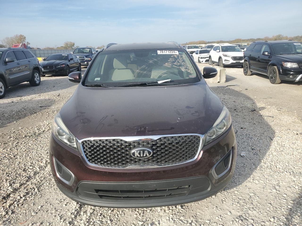 2016 KIA SORENTO LX - Image 5