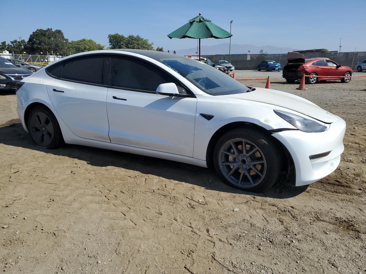 2023 TESLA MODEL 3 - Фото 4