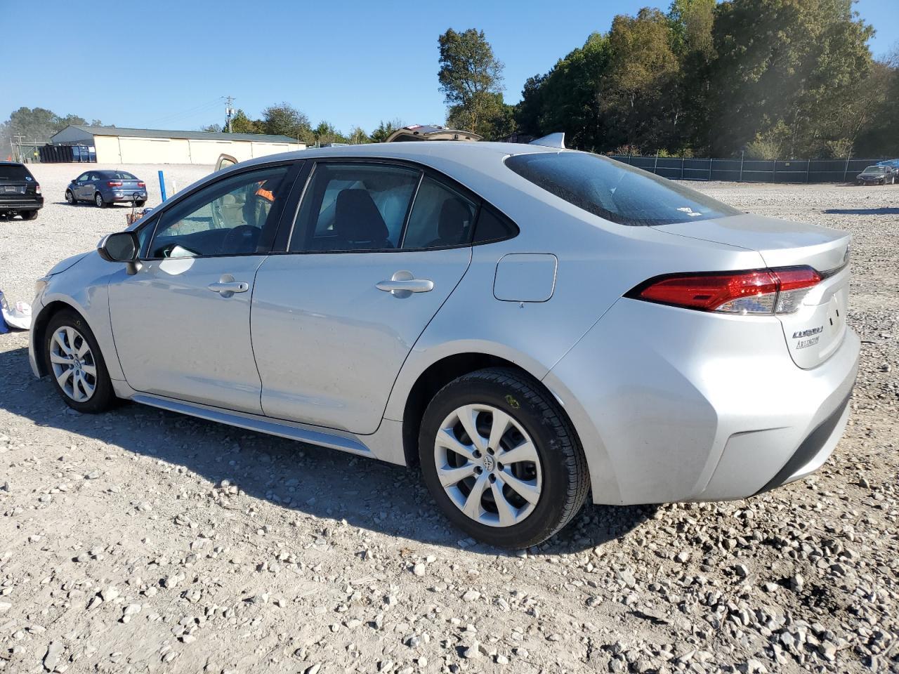 2020 TOYOTA COROLLA LE - Фото 2