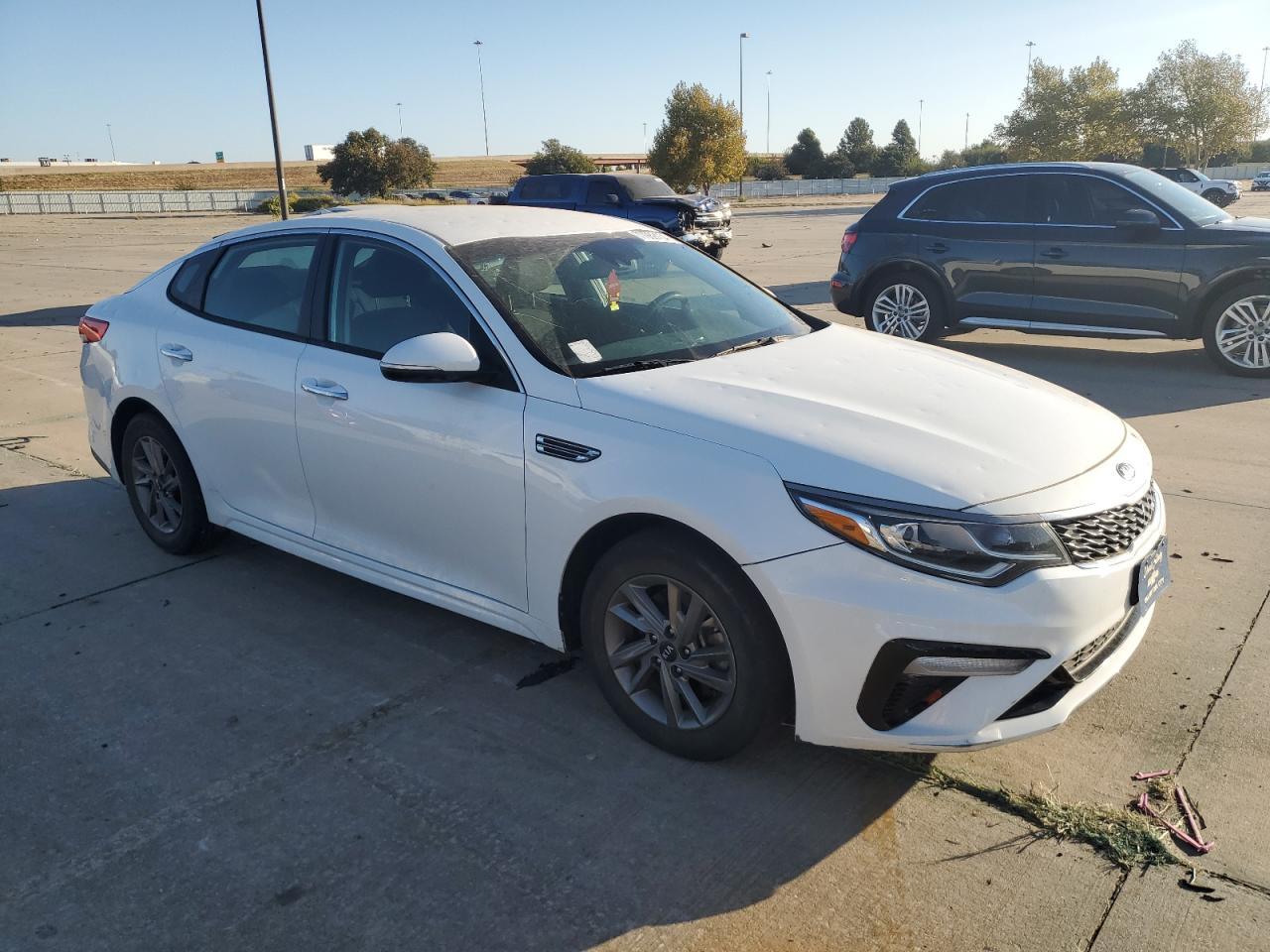 2020 KIA OPTIMA LX - Фото 4