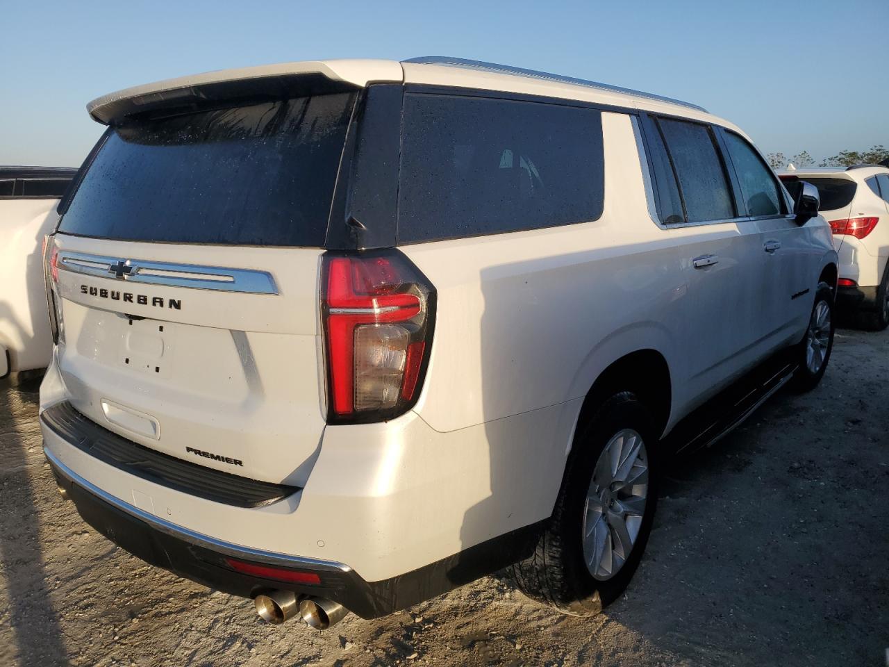 2023 CHEVROLET SUBURBAN C - Фото 3