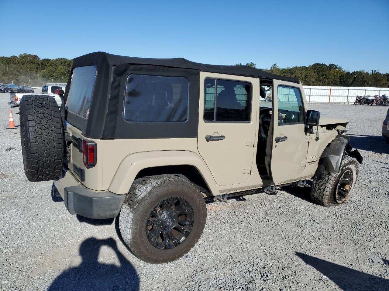 2017 JEEP WRANGLER U - Фото 3