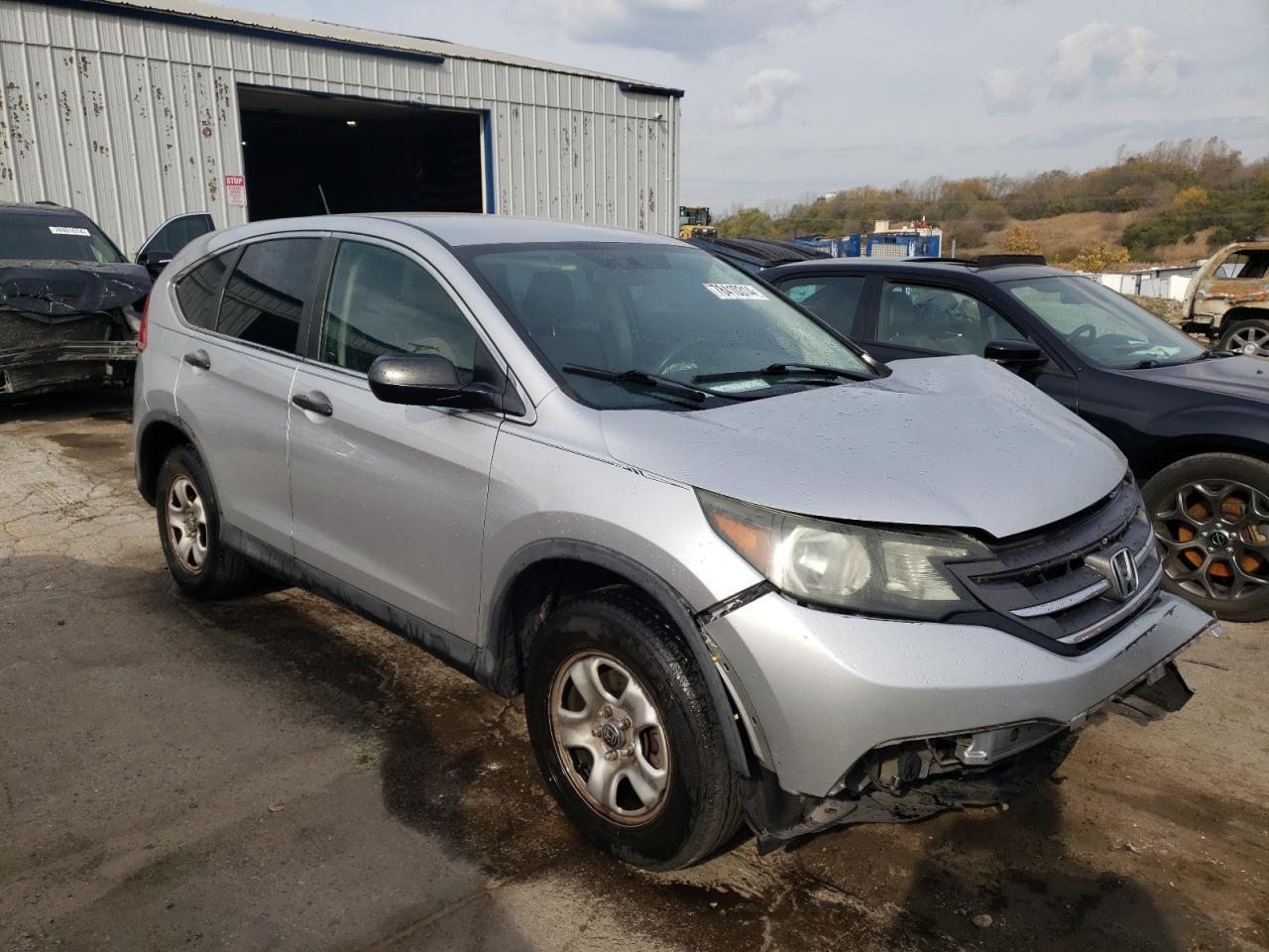 2013 HONDA CR-V LX - Image 4