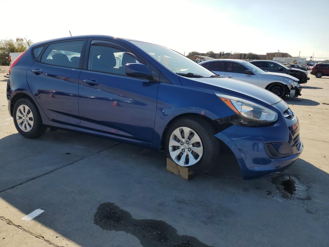 2015 HYUNDAI ACCENT GS - Image 4