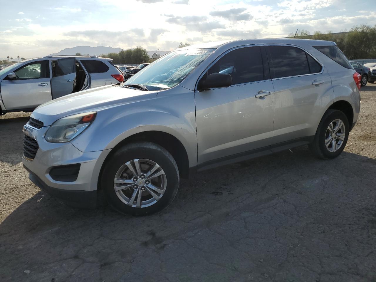 2017 CHEVROLET EQUINOX LS car image