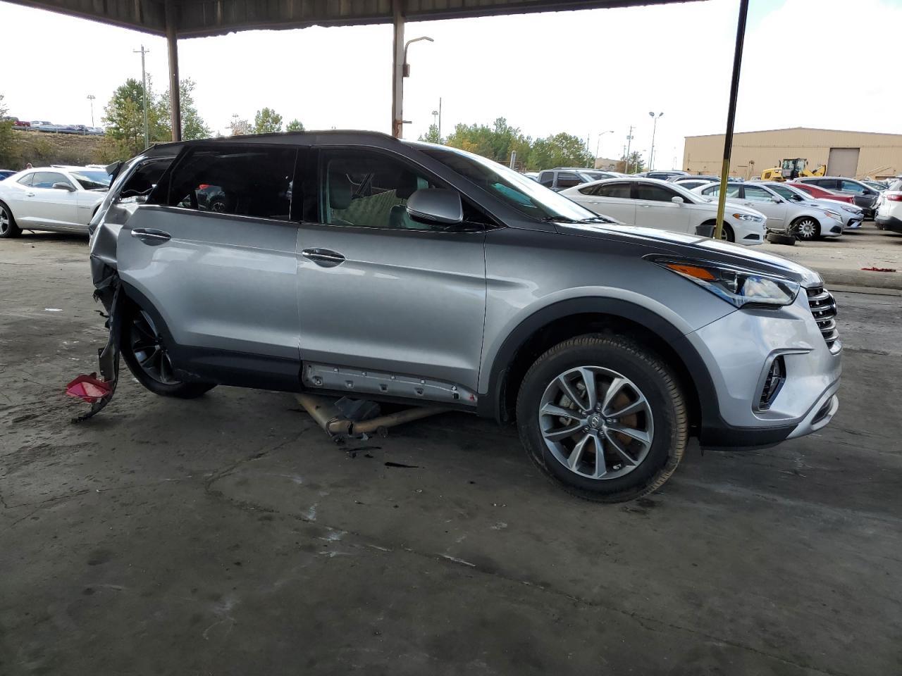 2017 HYUNDAI SANTA FE S - Image 4
